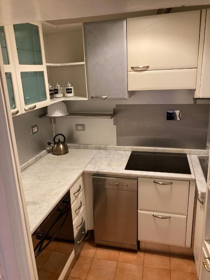 Laterano Apartment Рим Екстериор снимка